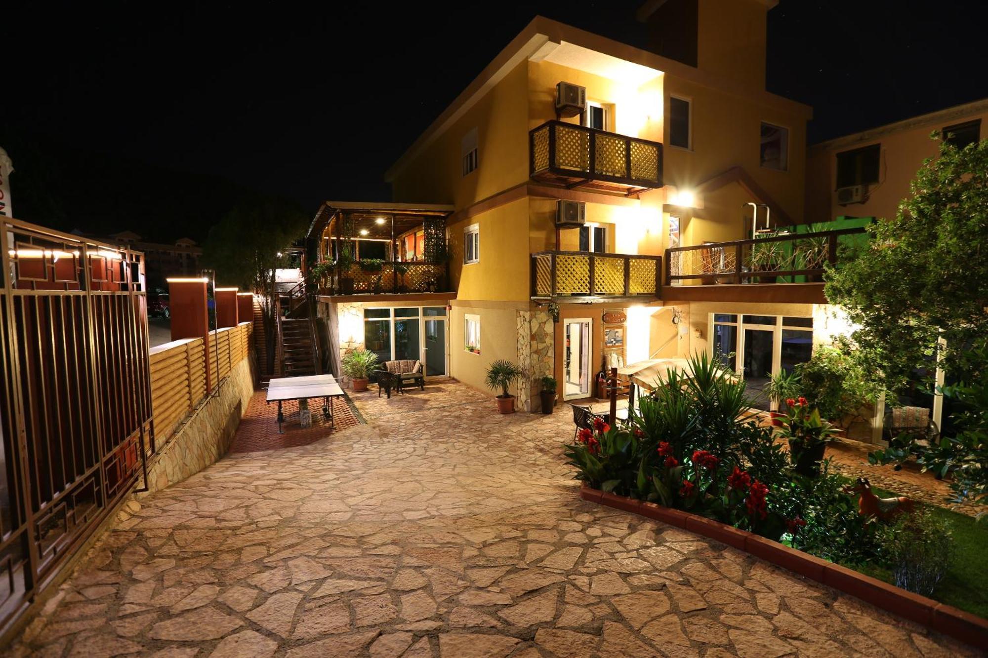 בודווה Apartments Ds Club מראה חיצוני תמונה